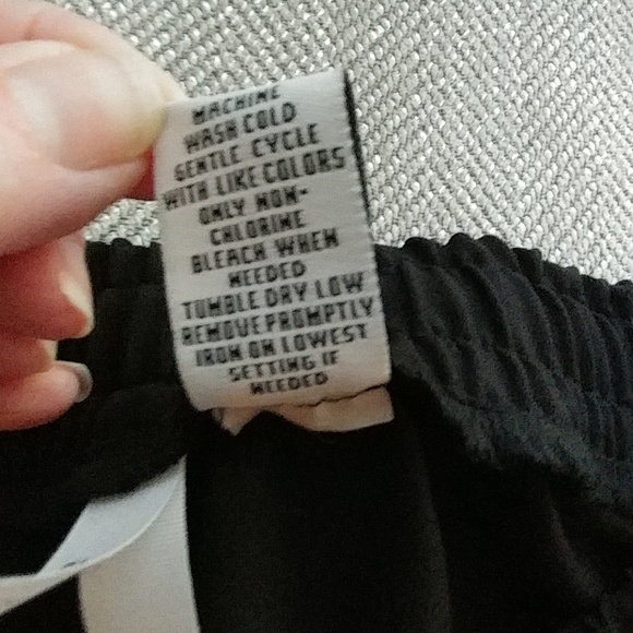 NY Collection cropped wide leg pants - Size M - Picture 8 of 8